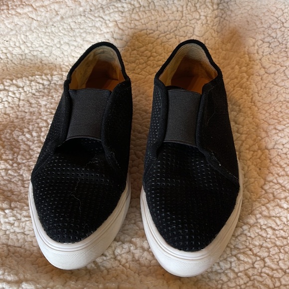 Franco Sarto Nadine Black Suede Slip-On Sneakers size 7 - Picture 3 of 16